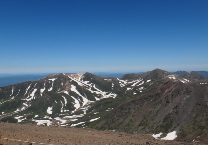 登山に適したカメラはミラーレス？一眼との違いや山の撮影ポイントについて